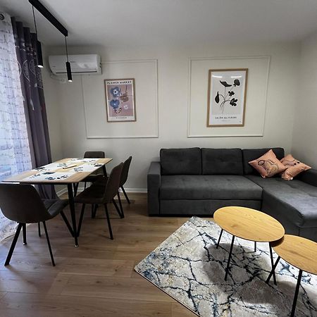 Charming Comfort Apartment Tiranë Eksteriør bilde