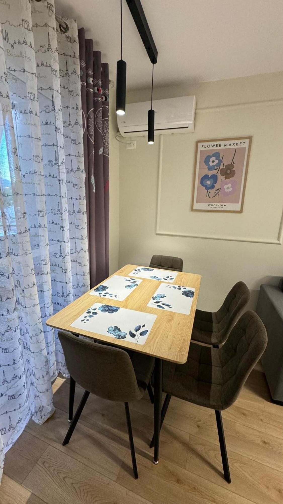 Charming Comfort Apartment Tiranë Eksteriør bilde