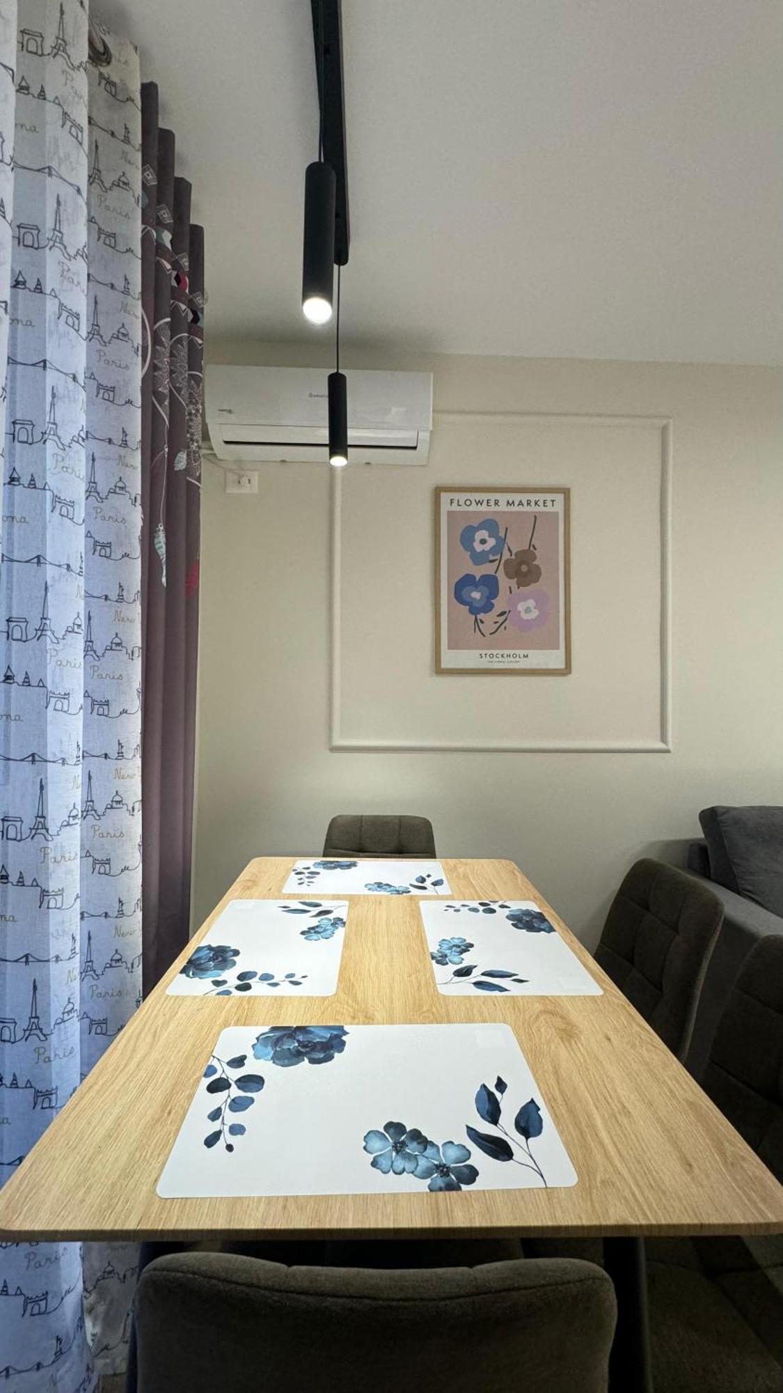 Charming Comfort Apartment Tiranë Eksteriør bilde