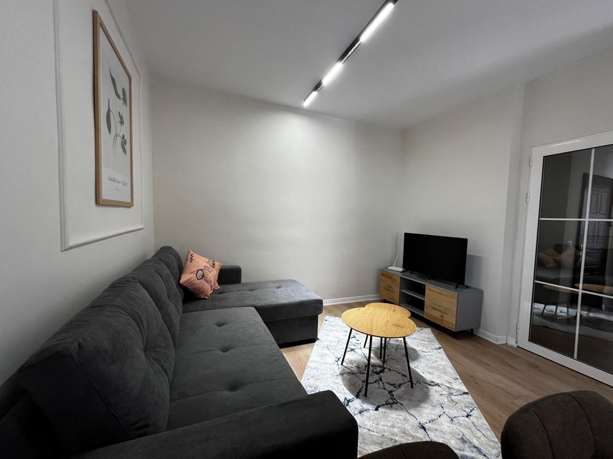 Charming Comfort Apartment Tiranë Eksteriør bilde