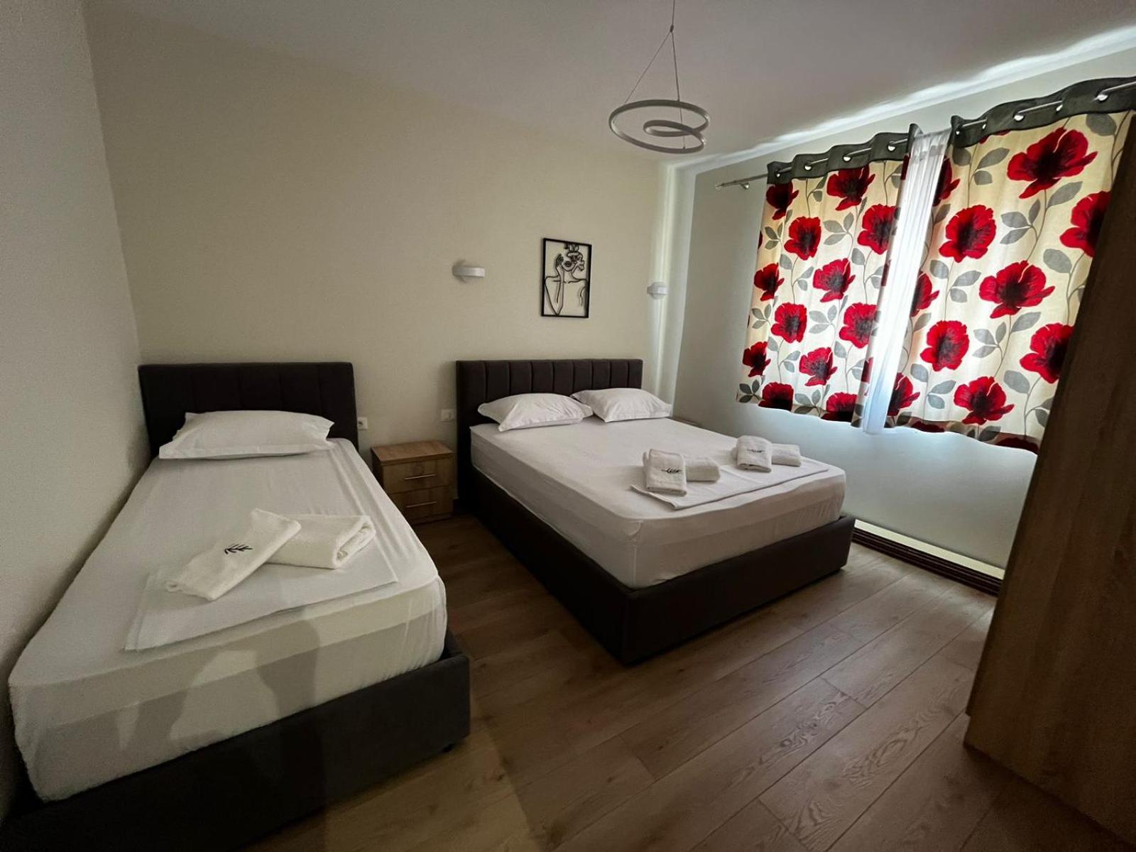 Charming Comfort Apartment Tiranë Eksteriør bilde